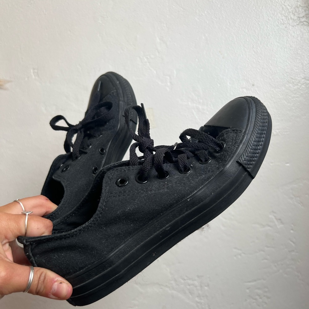 Black Converse